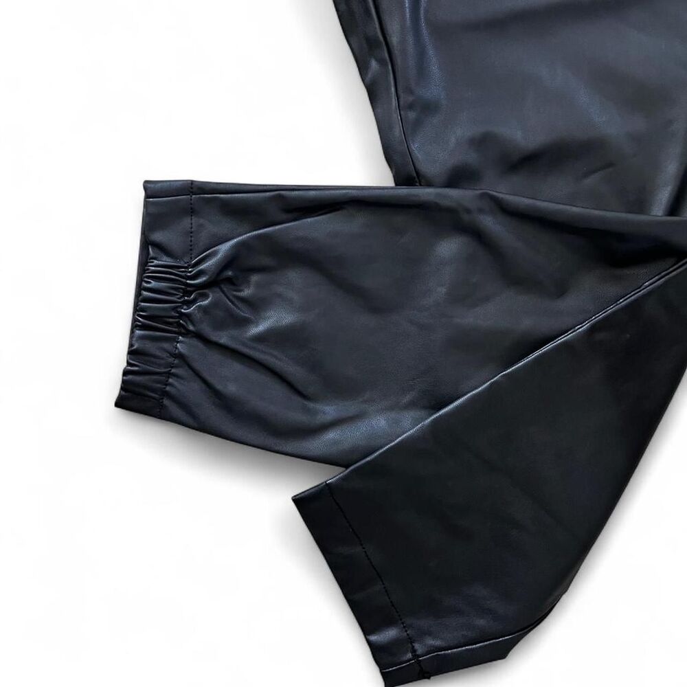 Black Faux Leather Belted Pants Women’s 4 - Picture 5 of 7